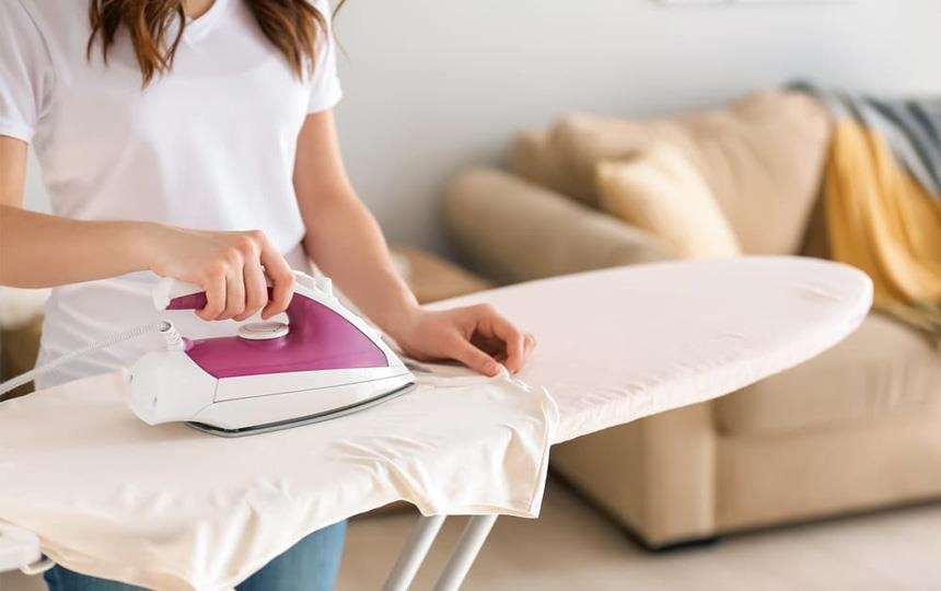 چگونه بهتر اتوکشی کنیم؟ نکات و تکنیک‌های حرفه‌ای برای لباس‌های بی‌نقص